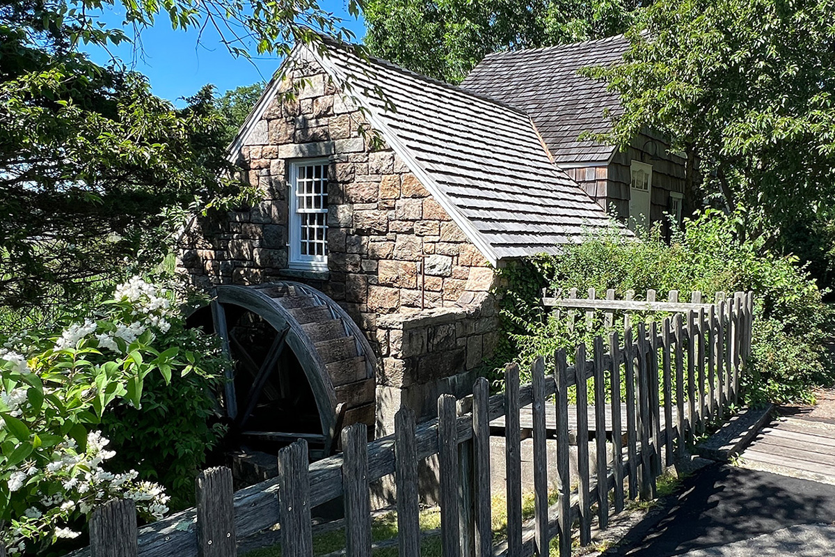 Mill-House-Frank-Melville