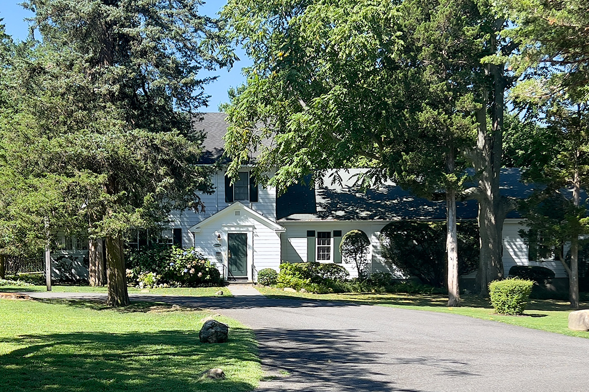 the-bates-house-frank-melville